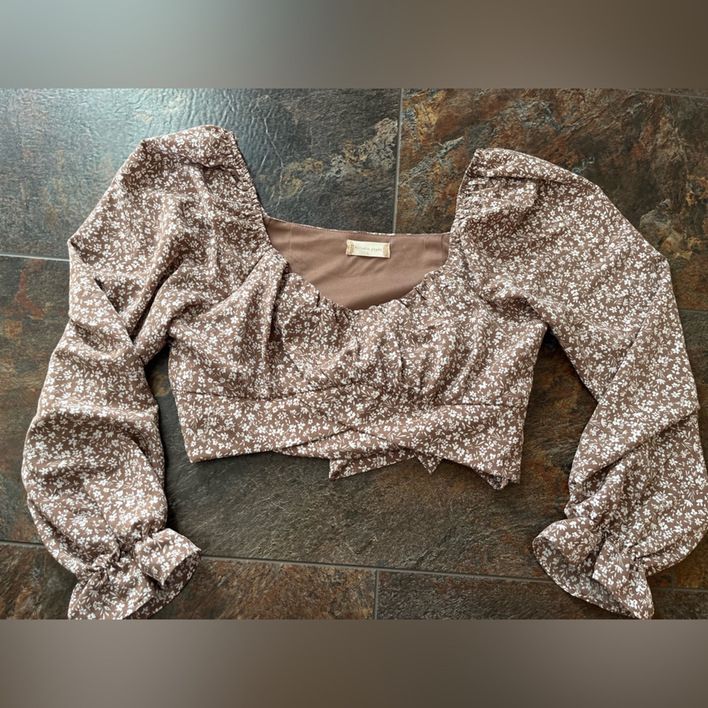 Altar’d State brown floral coquette milk maid puffy long sleeve crop top. Large - Picture 10 of 15